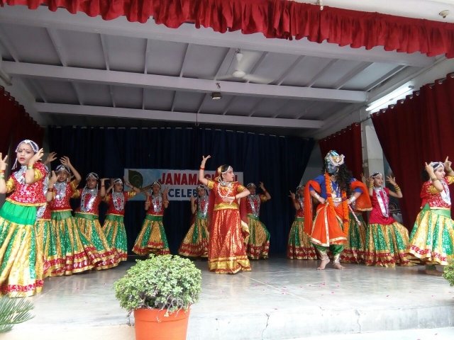 Independence Day & Janamashtmi Celebration Junior wing